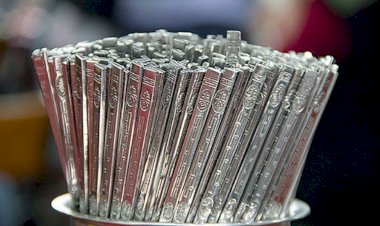 Mudah! Begini Cara Makan Pakai Sumpit Ala Korea